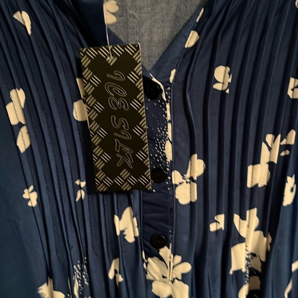 Ice Silk Dress - Picture 2 of 2